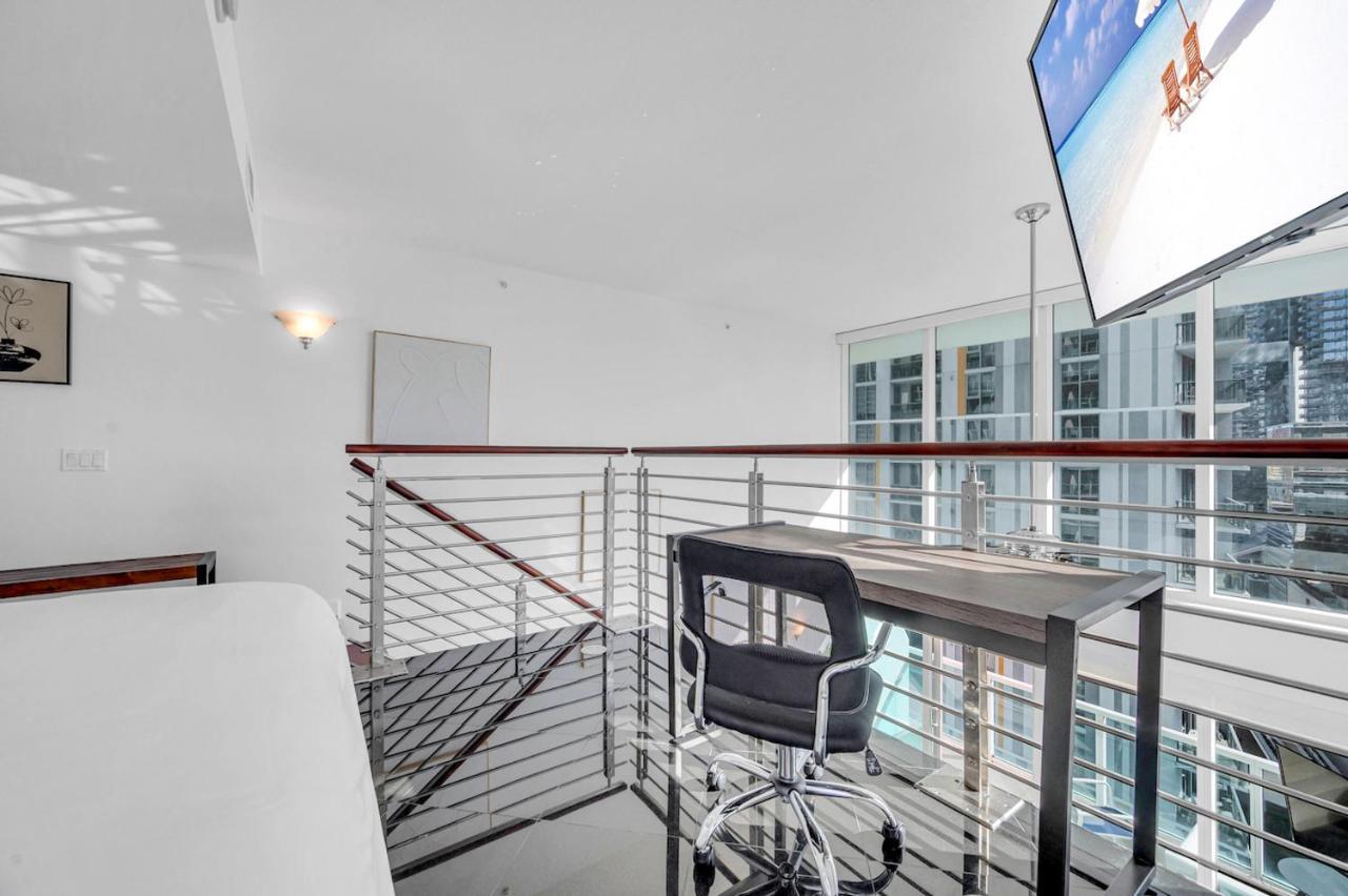 Iconic 2 Bedroom Loft Brickell-Stunning Views Майами Экстерьер фото